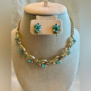 Necklace and earring set